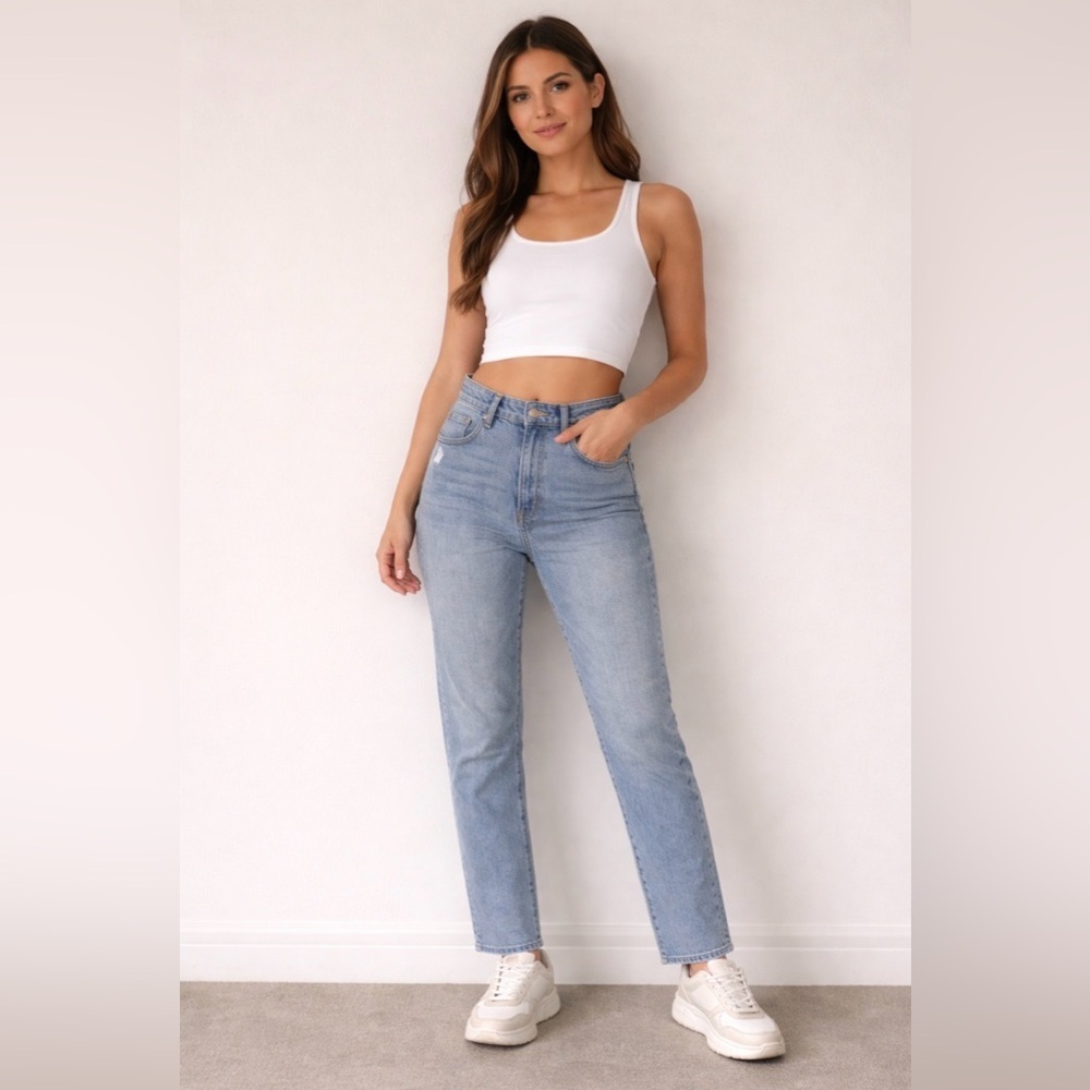 Gap (6S) High Rise Straight Leg Denim with minimal distressing